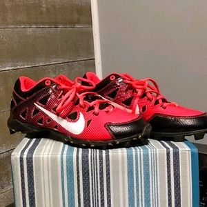 Girls nike cleats